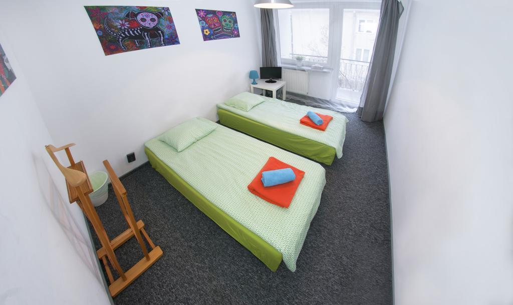 Wierzbno Hostel Warsaw Exterior photo