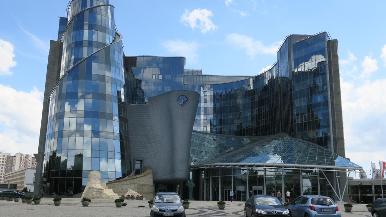 Wierzbno Hostel Warsaw Exterior photo